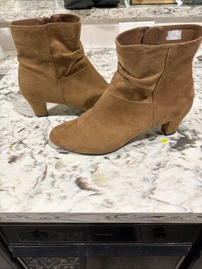 Women's Tan Suede Mid-Heel Ankle Booties